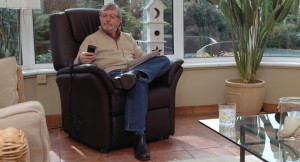 Havana Riser Recliner